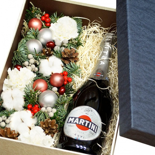 Новогодняя коробка с Martini