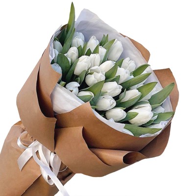 Букет из 31 белого тюльпана
