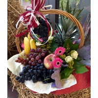 Подарочная корзина с фруктами "Виноградное изобилие" Подарочная корзина с фруктами "Виноградное изобилие"