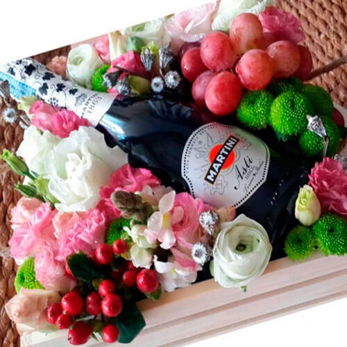 Квіти в коробці й Asti Martini